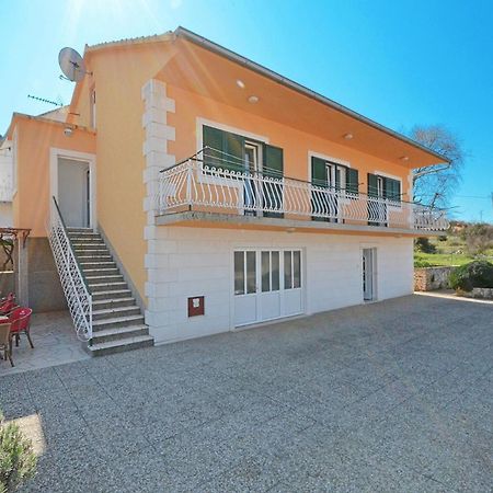 Apartments With A Parking Space Marina, Trogir - 11554 Exterior foto